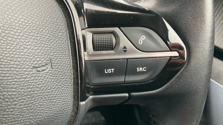 Peugeot 2008 1.2 PureTech Allure Premium 5dr Petrol Estate